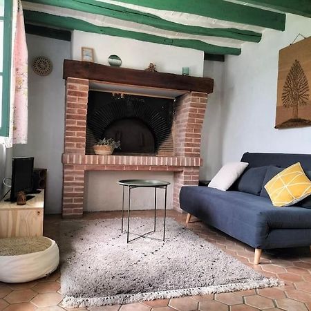 Charmante Maisonnette En Pierre Écardenville-sur-Eure Exterior foto